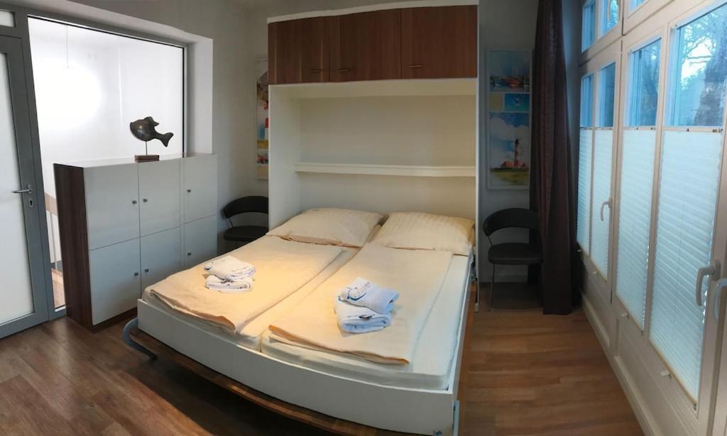 Exclusive Fewo In Warnemuende, 150M To The Beach, 2 Bathrooms, 2 Bedrooms, Sauna, Wifi And Much More. Rostock Exterior foto